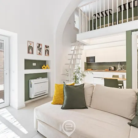 24 Via Giardini Apartment