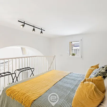 Apartment 24 Via Giardini *